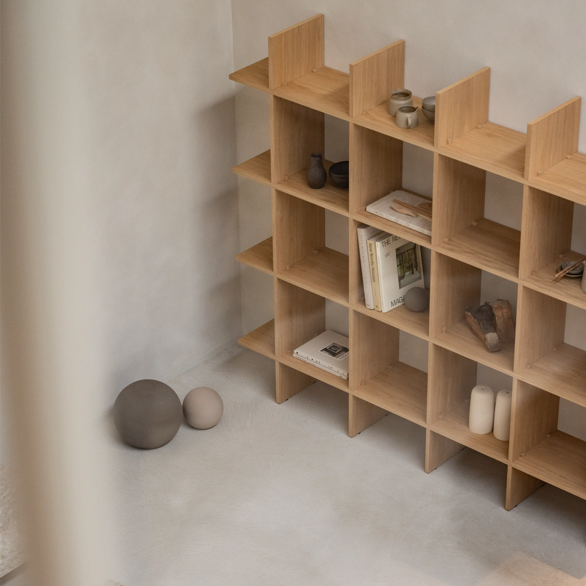 Column Cabinet