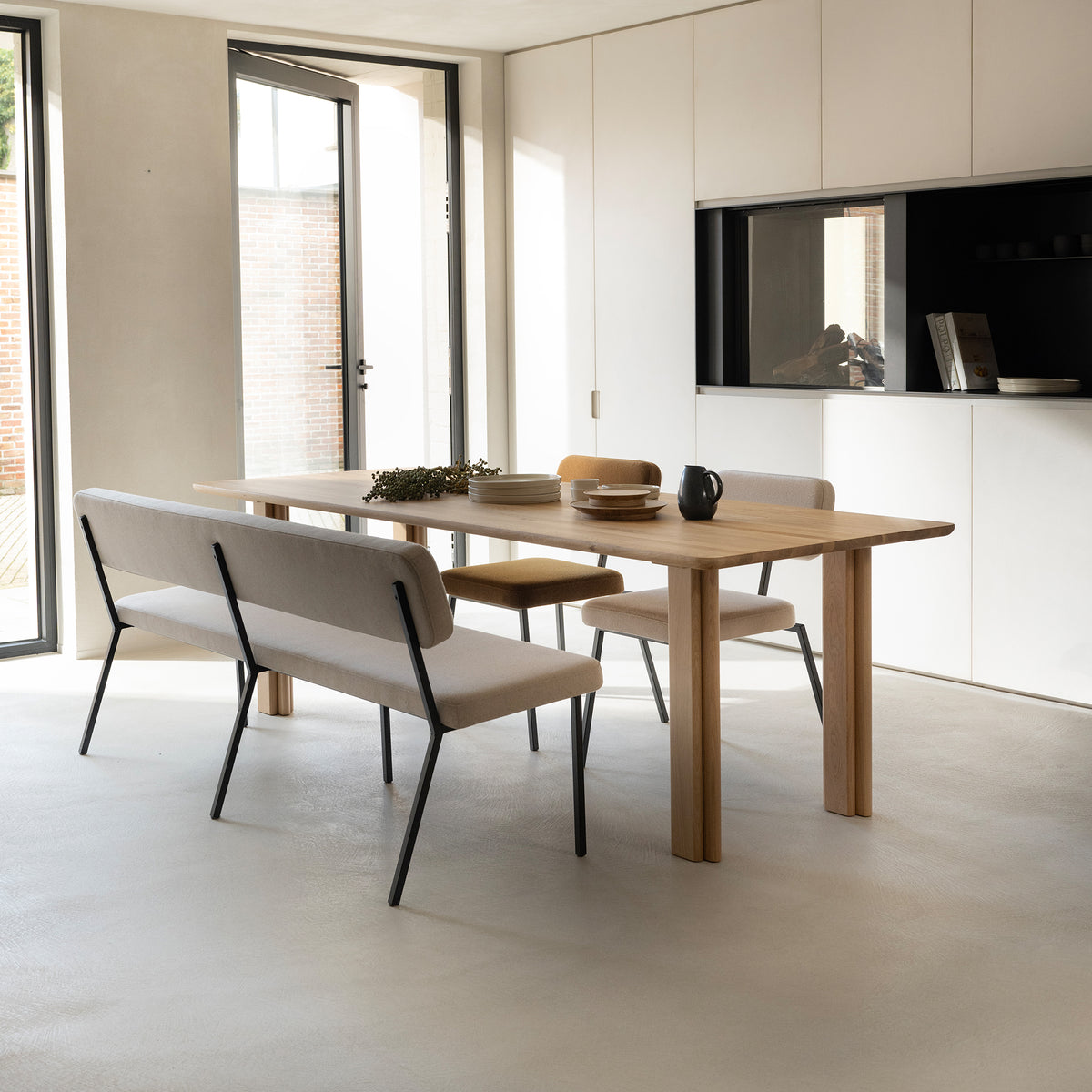 Paste eetkamerbank Eiken donker bruine beits 180cm radius