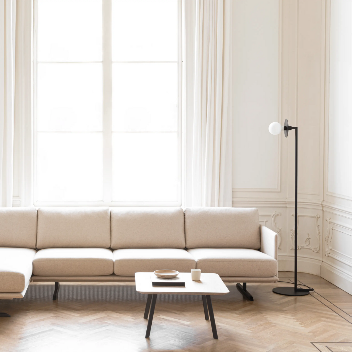 Nod Floor Lamp L black